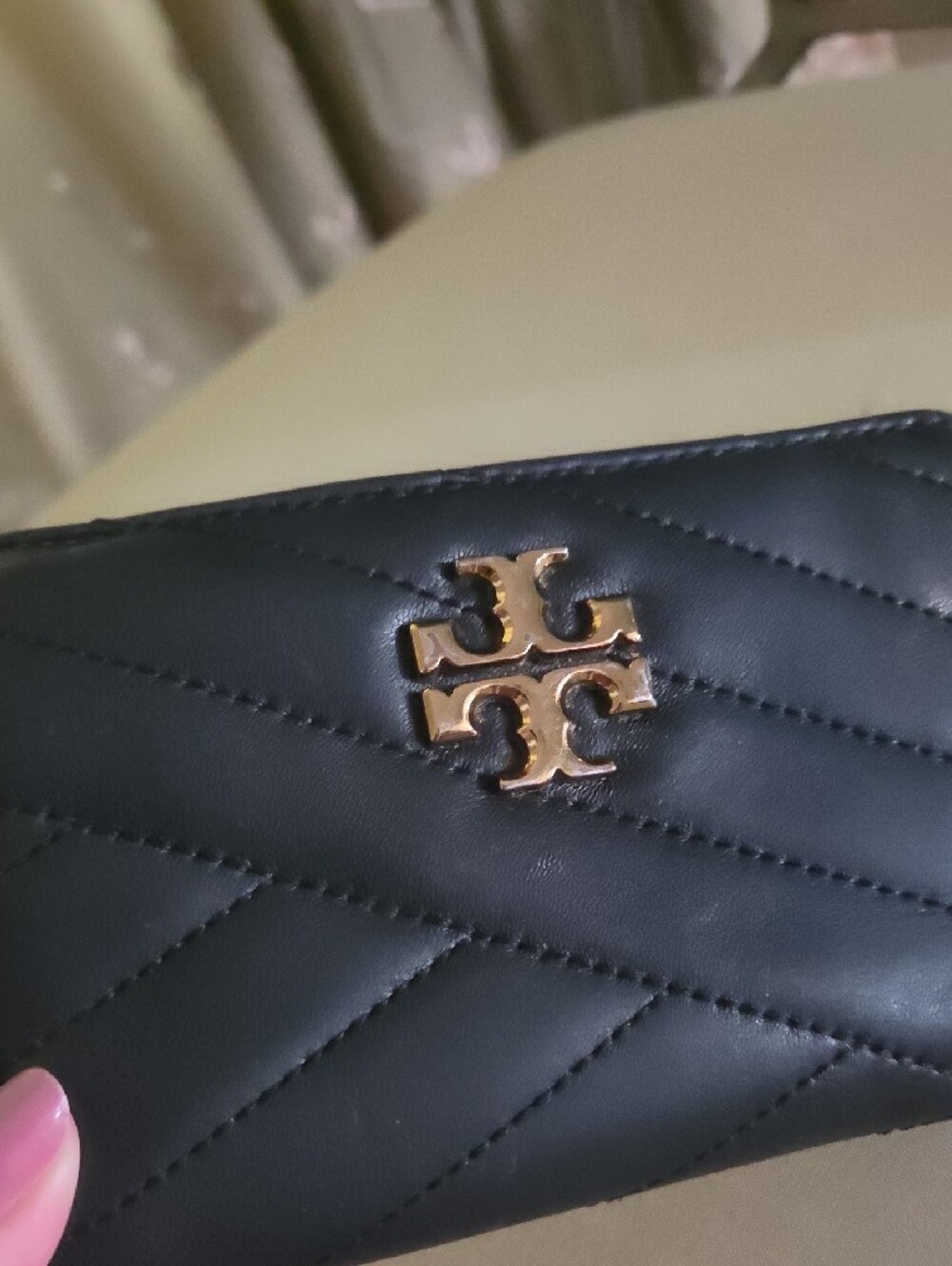 Tory Burch Kira Chevron Quilted Card Holder ❤️ - Picture 5 of 9